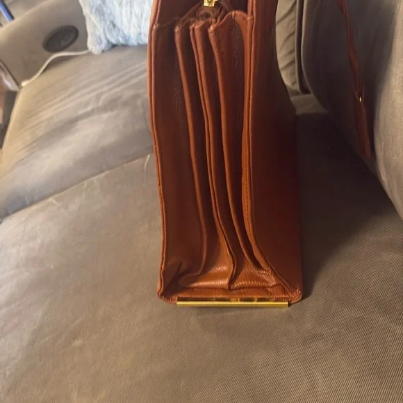 Joy & Iman Brown Leather Tote with Gold Hardware - Picture 13 of 15